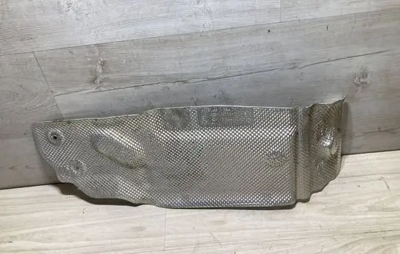 BMW 3 G20 G21 Heat shield in engine bay 7394797