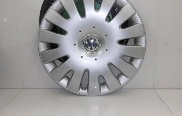 Volkswagen PASSAT B6 R16 wheel hub/cap/trim 1K0601147G