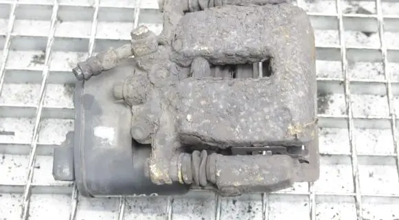 Volvo V70 Rear brake caliper 82483314