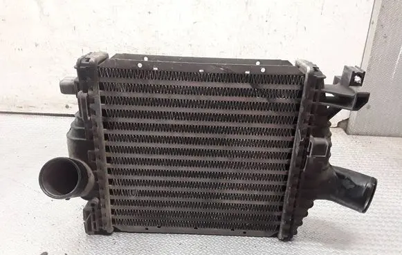 Mercedes-Benz Vito Viano W638 Intercooler radiator 