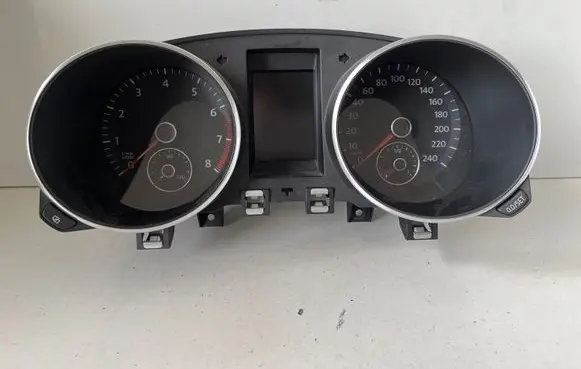 Volkswagen Golf VI Speedometer (instrument cluster) 5K0920870D VDD02402 0919013457
