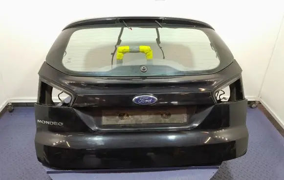 Ford Mondeo MK IV Tailgate/trunk/boot lid