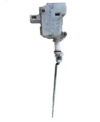 Volkswagen PASSAT B5 Central locking motor 3B0959782
