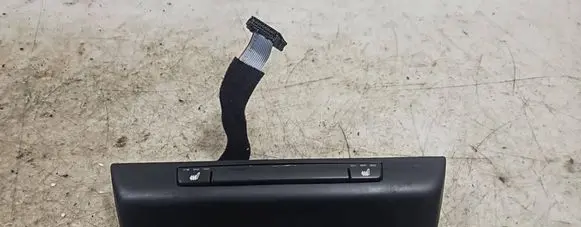 BMW 1 E81 E87 Seat heating switch 6962604 03743670 31018
