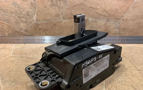 Audi A8 S8 D4 4H Gear selector 4H2927731A