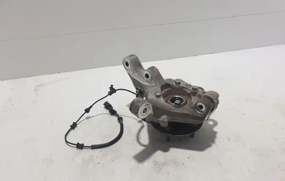 Chrysler Pacifica Front wheel hub 88189019AD 524AA47439