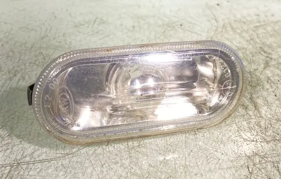 Volkswagen Golf IV Front fender indicator light 1j0949117