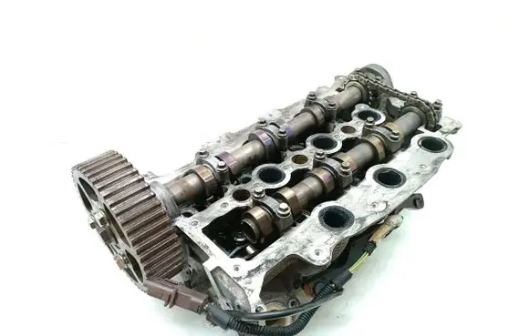 Peugeot 407 Engine head 4R8Q6090AH