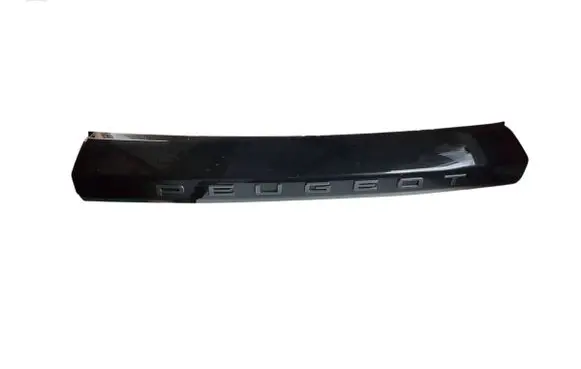 Peugeot 2008 II Tailgate trim 9825956380