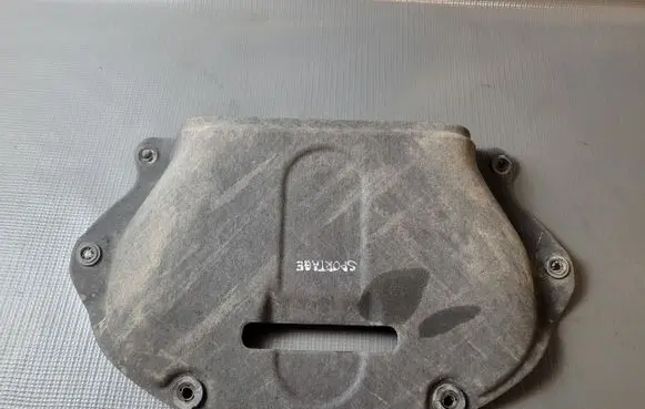 KIA Sportage Heat shield in engine bay 