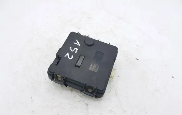 BMW 3 E46 Fuse 8387547