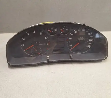 Audi A4 S4 B5 8D Speedometer (instrument cluster) 8D0919034B