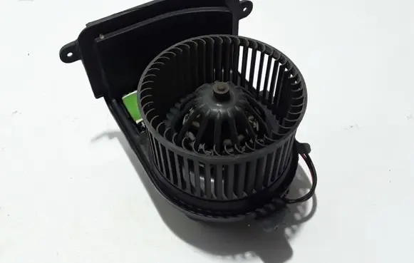 Renault Kangoo I A/C air flow flap actuator/motor 7701050894