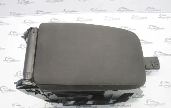 Volkswagen Scirocco Armrest 1K0713187