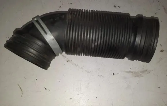 Volkswagen Golf IV Intake resonator 1K0129684