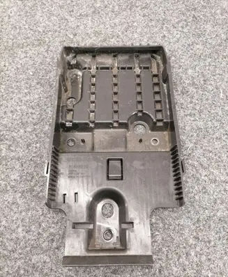 Volvo XC90 Battery tray 31688220