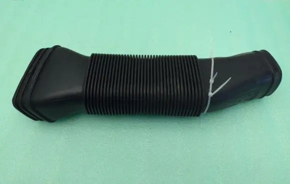 Seat Ibiza IV (6J,6P) Air intake duct part 6R0129618