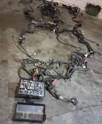 Cadillac SRX Engine installation wiring loom 15896995 161372809 Z29783185