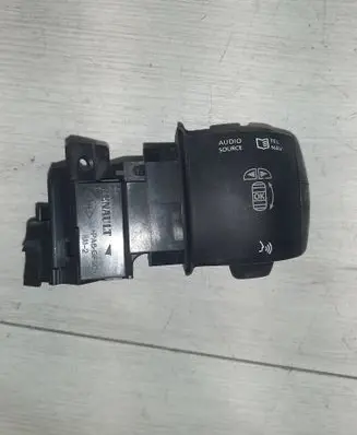 Multifunctional control switch/knob