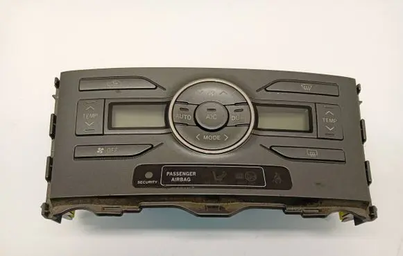 Toyota Auris 150 Climate control unit 5590002230B 7G04631002VBB
