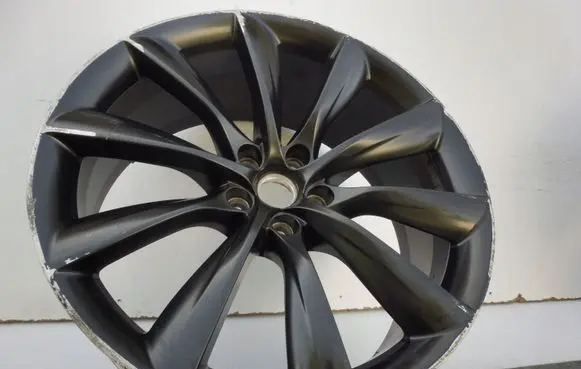 Tesla Model X R22 alloy rim 