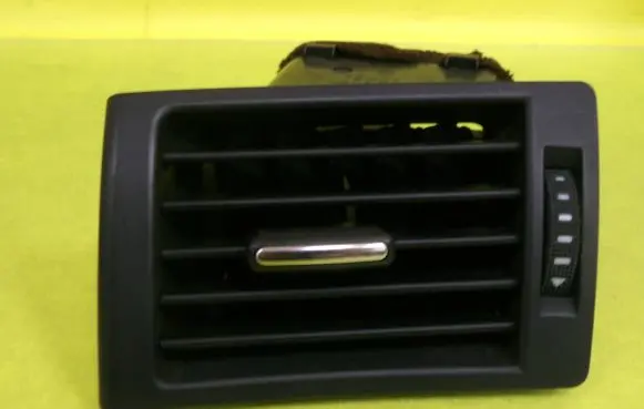 Audi A4 S4 B6 8E 8H Dashboard side air vent grill/cover trim