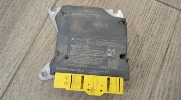 Mercedes-Benz Sprinter W907 W910 Airbag control unit/module A9079020303