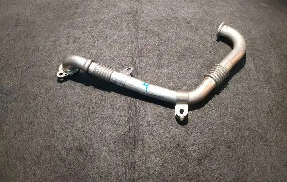 Renault Scenic II - Grand scenic II EGR valve line/pipe/hose 8200525140