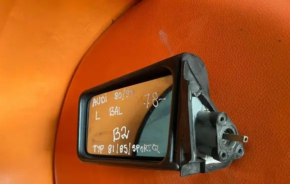 Audi 80 90 B2 Manual wing mirror 811857501G