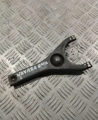 Nissan Navara D22 Clutch release arm fork 