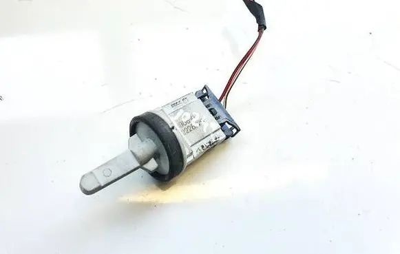 Skoda Octavia Mk2 (1Z) Interior temperature sensor 1k0907543g