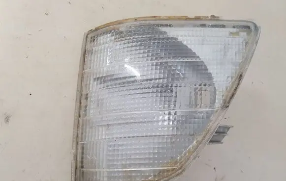 Mercedes-Benz Sprinter W901 W902 W903 W904 Front indicator light 9018200121