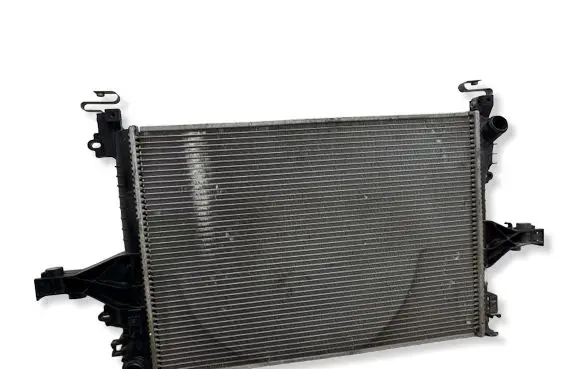 Volvo S60 Coolant radiator 30792470