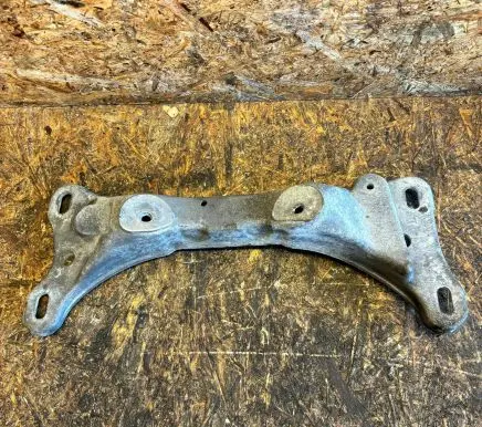 BMW 3 E46 Gear shift cable bracket 