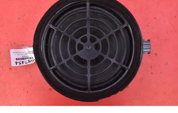Audi Q7 4L Subwoofer speaker 4F0035415A