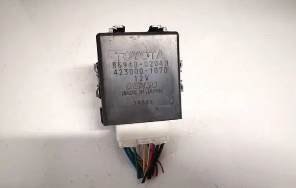 Toyota Auris 150 Window wiper relay 8594002040