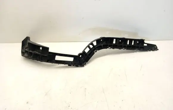 Rear bumper mounting bracket