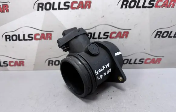 Volkswagen Golf IV Mass air flow meter 037906461C 0280217117