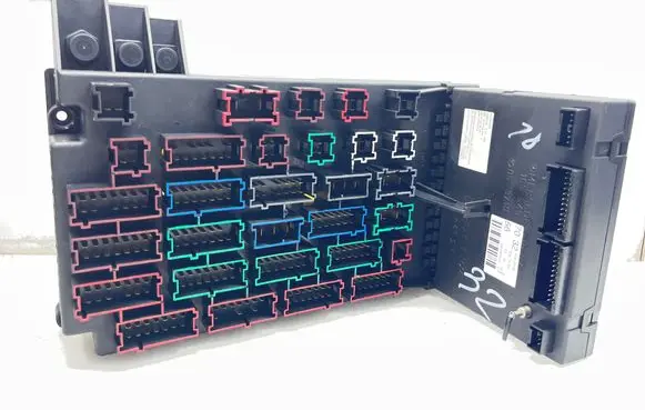 Mercedes-Benz ML W163 Fuse module 1635457032