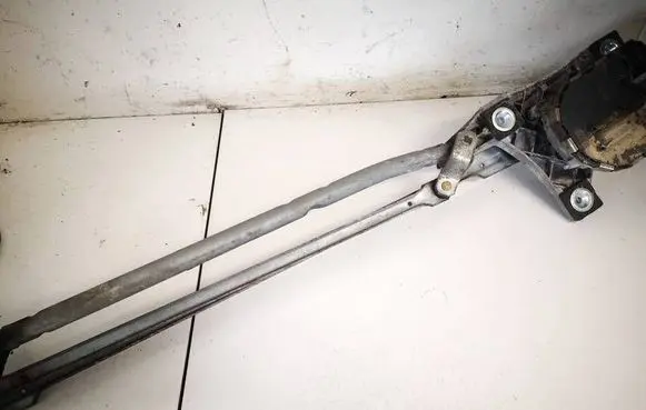 Volvo V50 Front wiper linkage and motor 3397020756 30699342