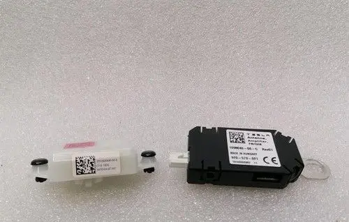 Tesla Model 3 Aerial antenna switch 109804600C