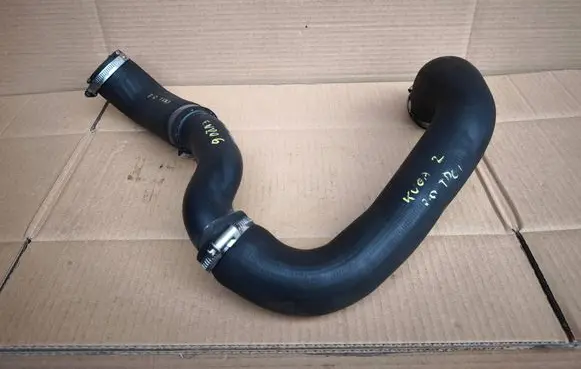 Intercooler hose/pipe