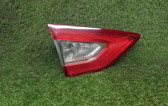 Ford Fusion II Tailgate rear/tail lights DS7313A603AD