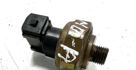 Mercedes-Benz A W169 Air conditioning (A/C) pressure sensor 04H17