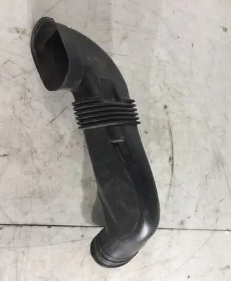 Ford Transit Air intake hose/pipe 95VWV18C581