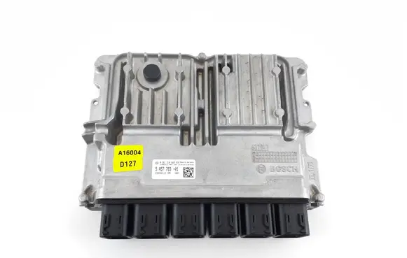 BMW 5 G30 G31 Engine control unit/module 5A57783 0261S1066M 034260116