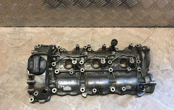Mercedes-Benz S C217 Rocker cam cover A2760164100