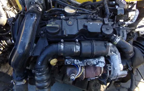 Ford Grand Tourneo Connect Fuel injection high pressure pump 0445010592 XUGA