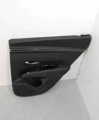 Hyundai Tucson TL Front door card panel trim 