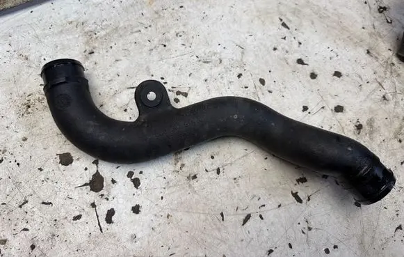 Audi A4 S4 B5 8D Intercooler hose/pipe 8D0145844A